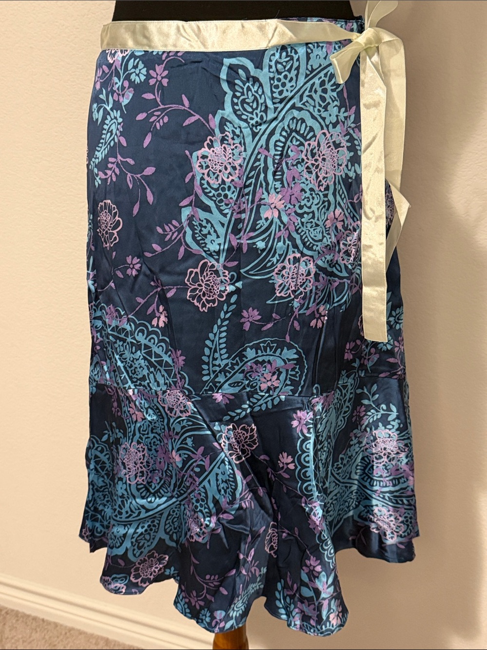 100% Silk Navy Blue Floral Midi Skirt with Cream Waist Tie